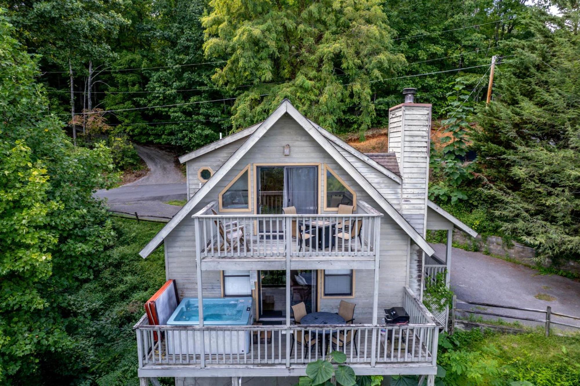 Holly Tree Cabin 936 แกตลิงเบิร์ก ภายนอก รูปภาพ